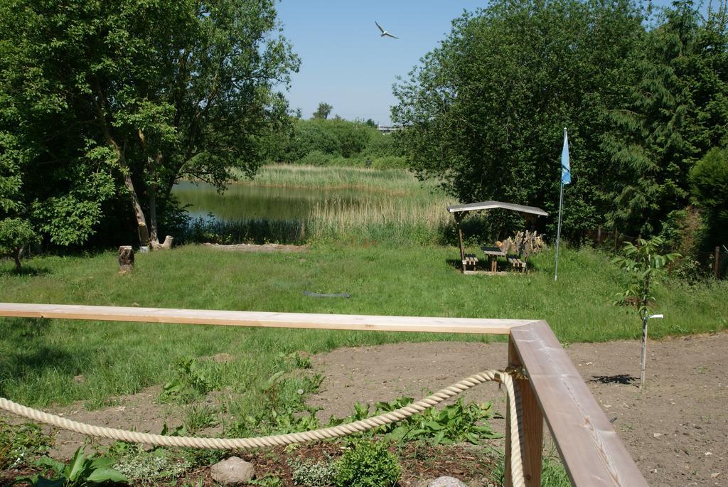 Ferienwohnungen Am Kleinen See بيرغن أوف روغن المظهر الخارجي الصورة